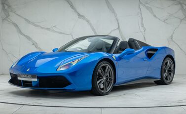 Ferrari 488 SPIDER 1