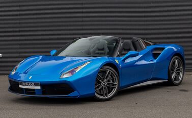 Ferrari 488 SPIDER 2