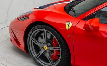 Ferrari 458 Speciale 33