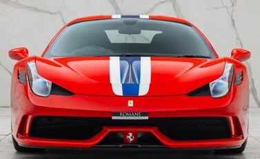 Ferrari 458 Speciale 7