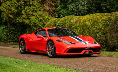 Ferrari 458 Speciale 2