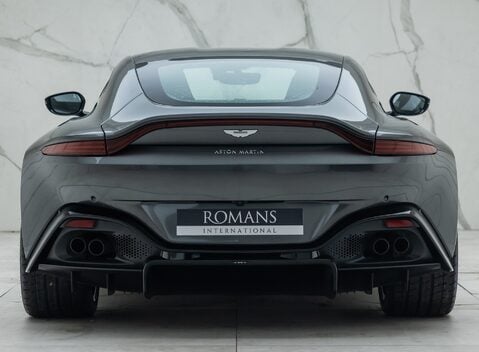 Aston Martin V8 Vantage 8