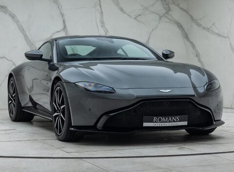 Aston Martin V8 Vantage 9