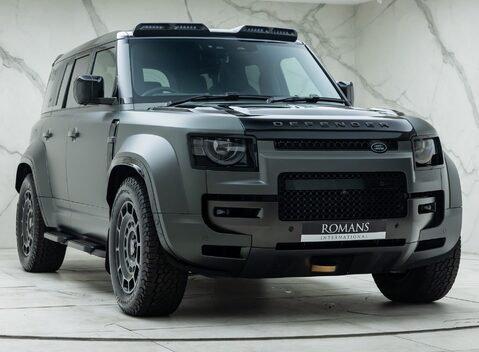 Land Rover Defender 110 OCTA EDITION ONE 9