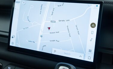 Land Rover Defender 110 OCTA EDITION ONE 26