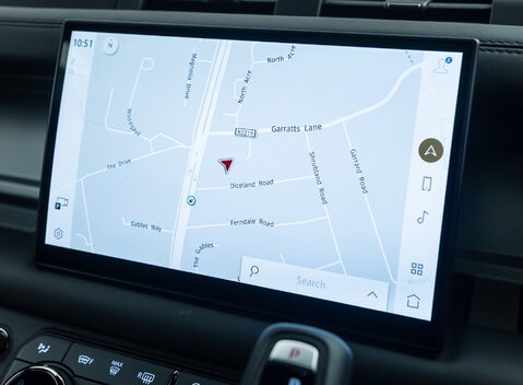 Land Rover Defender 110 OCTA EDITION ONE 26