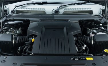 Land Rover Defender 110 OCTA EDITION ONE 50