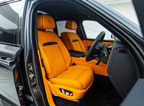 Rolls-Royce Cullinan BLACK BADGE 11