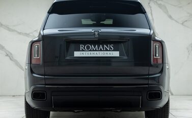 Rolls-Royce Cullinan BLACK BADGE 7