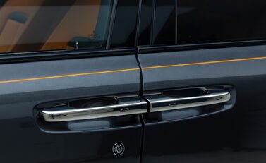 Rolls-Royce Cullinan BLACK BADGE 35