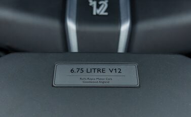 Rolls-Royce Cullinan BLACK BADGE 39