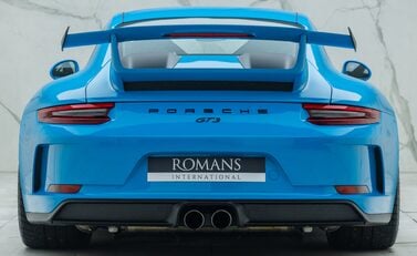 Porsche 911 GT3 (991.2) 8