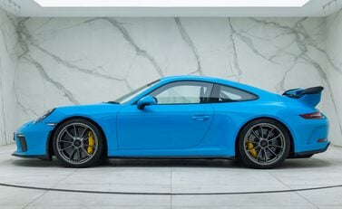 Porsche 911 GT3 (991.2) 5