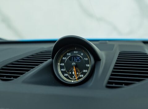 Porsche 911 GT3 (991.2) 21