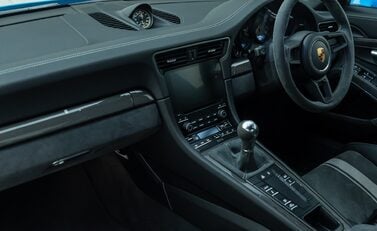 Porsche 911 GT3 (991.2) 19