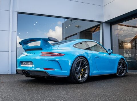 Porsche 911 GT3 (991.2) 4