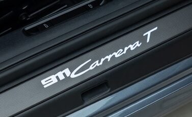 Porsche 911 Carrera T (992.2) 25