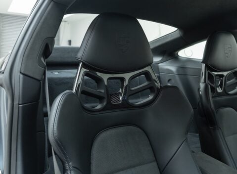 Porsche 911 Carrera T (992.2) 12