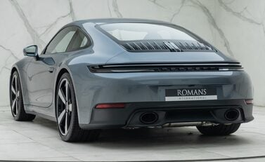 Porsche 911 Carrera T (992.2) 7