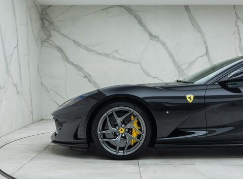 Ferrari 812 Superfast 40