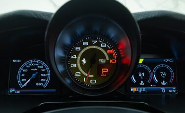 Ferrari 812 Superfast 17