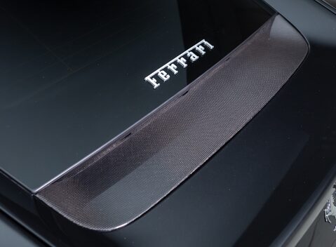 Ferrari 812 Superfast 35