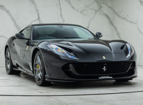 Ferrari 812 Superfast 6