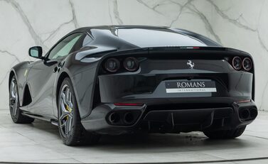 Ferrari 812 Superfast 7
