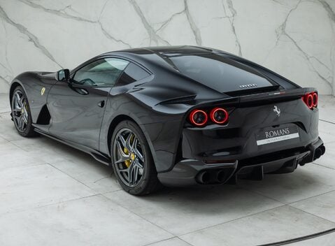 Ferrari 812 Superfast 9