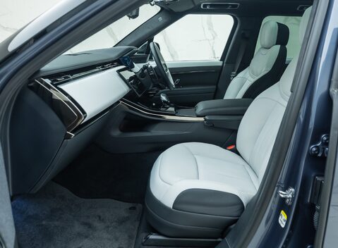 Land Rover Range Rover Sport P460e AUTOBIOGRAPHY 19