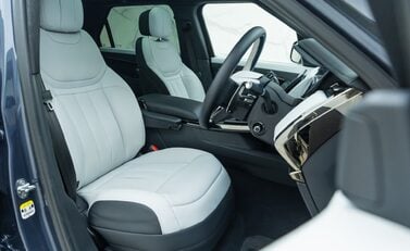 Land Rover Range Rover Sport P460e AUTOBIOGRAPHY 14