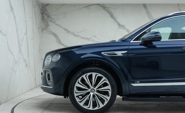 Bentley Bentayga V8 First Edition 37