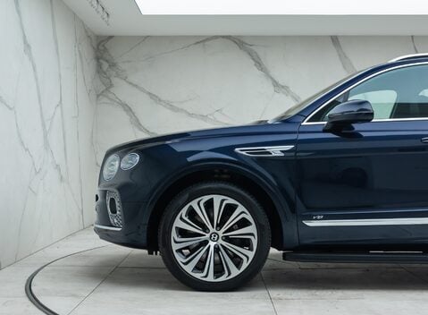 Bentley Bentayga V8 First Edition 37