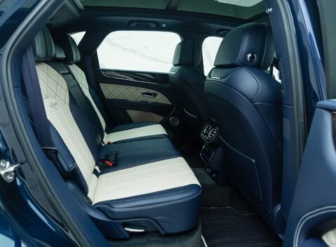 Bentley Bentayga V8 First Edition 19