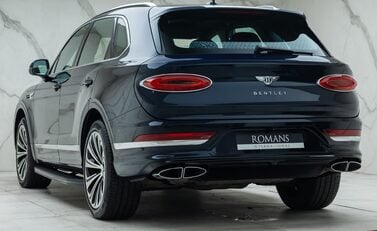 Bentley Bentayga V8 First Edition 10