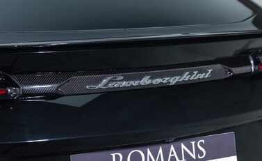 Lamborghini Urus PERFORMANTE 44