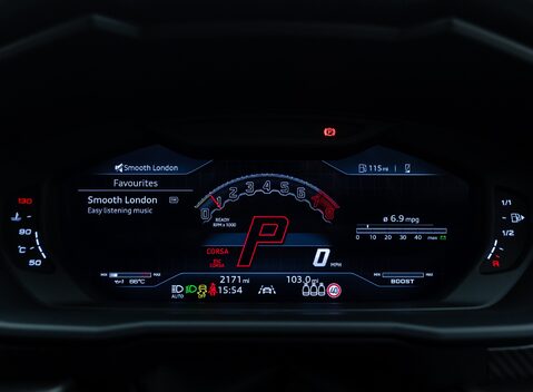 Lamborghini Urus PERFORMANTE 23