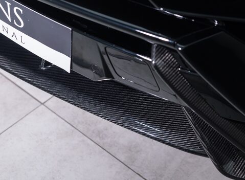 Lamborghini Urus PERFORMANTE 35