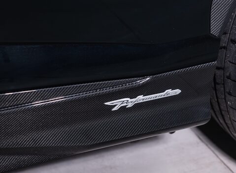 Lamborghini Urus PERFORMANTE 40