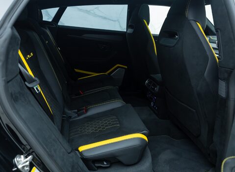 Lamborghini Urus PERFORMANTE 19