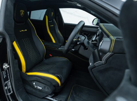 Lamborghini Urus PERFORMANTE 14