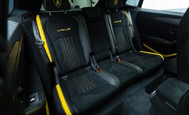 Lamborghini Urus PERFORMANTE 18