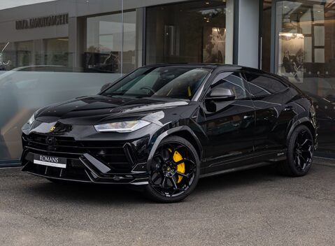 Lamborghini Urus PERFORMANTE 2