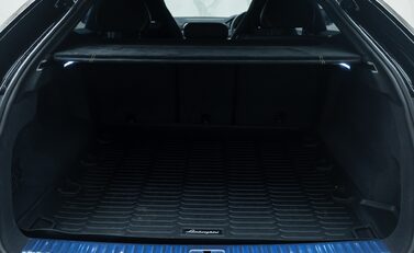 Lamborghini Urus PERFORMANTE 53