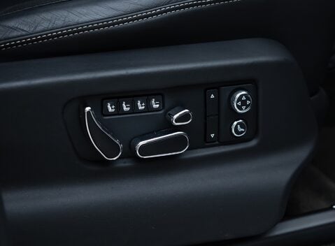 Bentley Bentayga V8 First Edition 15