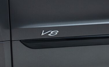 Bentley Bentayga V8 First Edition 35