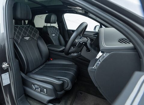 Bentley Bentayga V8 First Edition 14