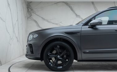 Bentley Bentayga V8 First Edition 39