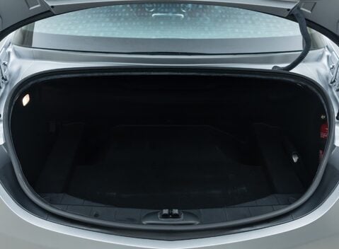 Mercedes-Benz SLS AMG 38