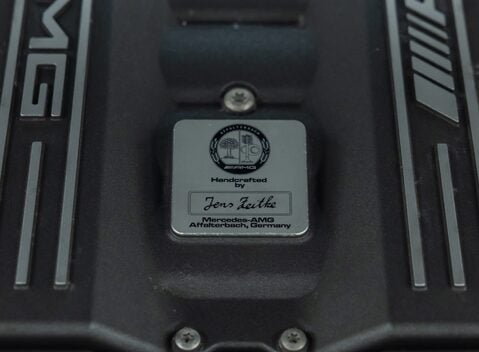 Mercedes-Benz SLS AMG 37